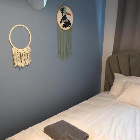 Apartment Lighter